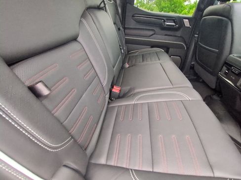 Used 2025 GMC Sierra 1500 AT4X AWD/4WD image 28