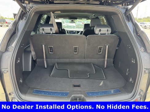 Used 2023 Buick Enclave Essence w/ Sport Touring Edition FWD image 27