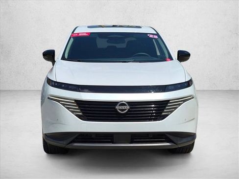 Certified 2025 Nissan Murano SL w/ Cargo Package AWD/4WD image 2