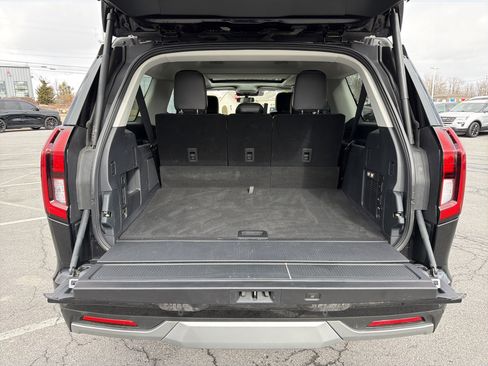 Used 2025 Ford Expedition Max Platinum w/ Driver's Package image 5