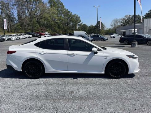 Used 2025 Toyota Camry LE image 2