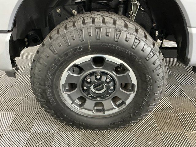 Used 2023 Ford F350 Platinum w/ Tremor Off-Road Package AWD/4WD image 34