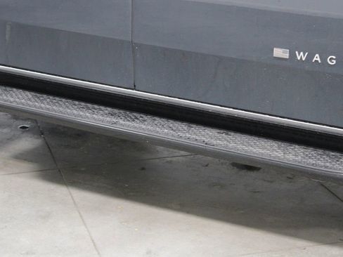 Used 2024 Jeep Wagoneer Series III AWD/4WD image 12