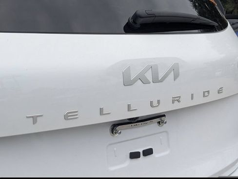 Certified 2024 Kia Telluride SX Prestige AWD/4WD image 13