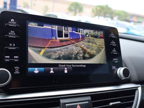 Used 2018 Honda Accord Sport image 23