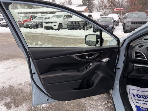 Used 2019 Subaru Crosstrek 2.0i Limited image 9