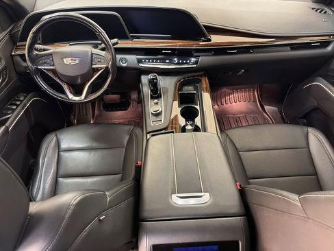 Used 2022 Cadillac Escalade ESV Luxury RWD image 15