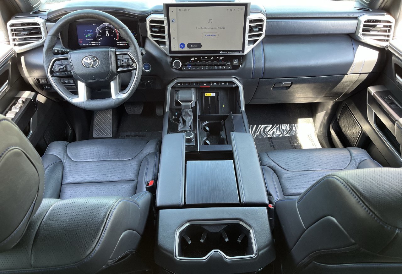 Used 2023 Toyota Sequoia Platinum AWD/4WD image 9