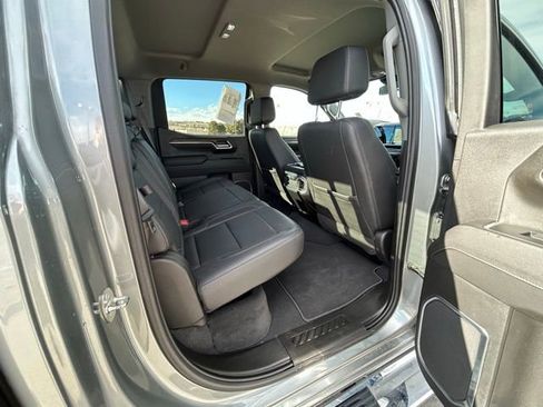 Used 2023 GMC Sierra 1500 SLT w/ SLT Premium Plus Package image 30