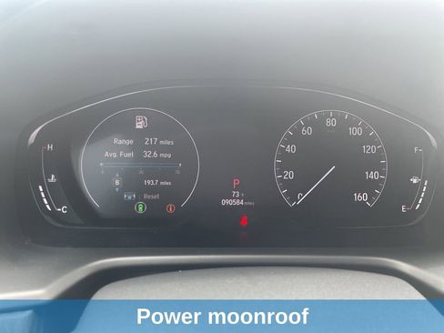 Used 2018 Honda Accord Touring image 9