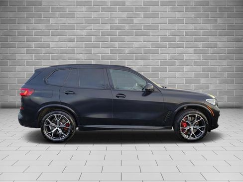 Used 2021 BMW X5 M50i w/ Executive Package image 4