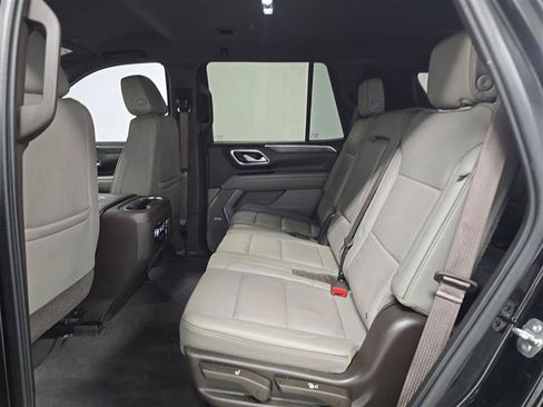 Used 2021 GMC Yukon SLT AWD/4WD image 12