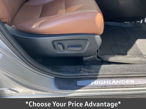 Used 2018 Toyota Highlander Limited image 33
