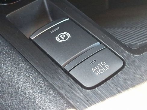 Used 2025 Nissan Kicks S FWD image 24