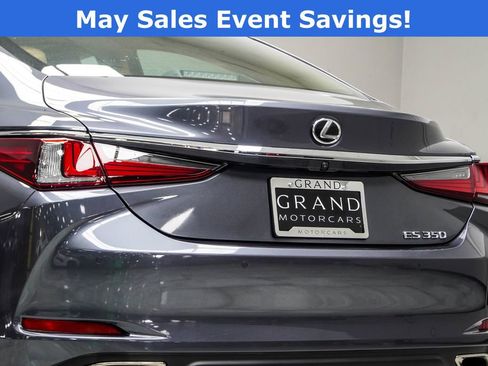 Used 2025 Lexus ES 350 w/ Premium Package FWD image 13