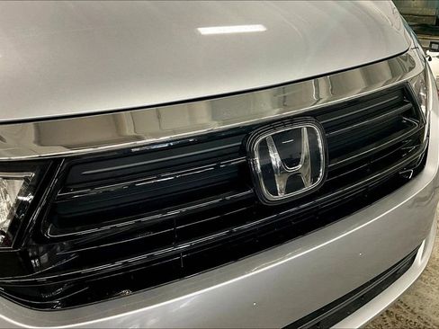 Used 2024 Honda Odyssey EX-L image 34