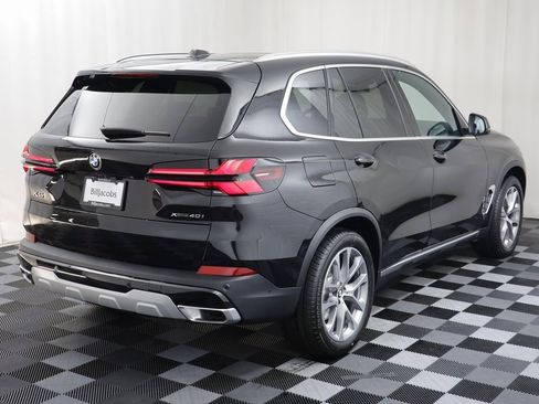 New 2026 BMW X5 xDrive40i w/ Climate Comfort Package image 19