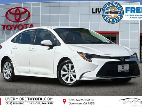 Used 2024 Toyota Corolla LE FWD image 1