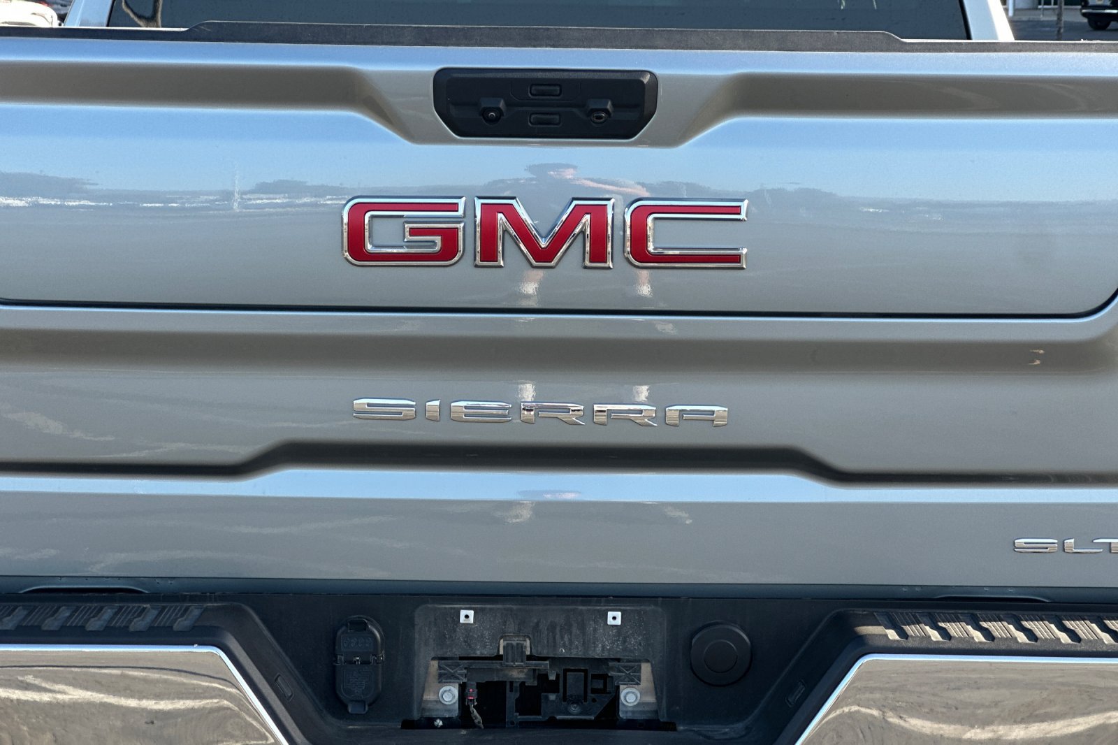 Used 2026 GMC Sierra 1500 SLT AWD/4WD image 46