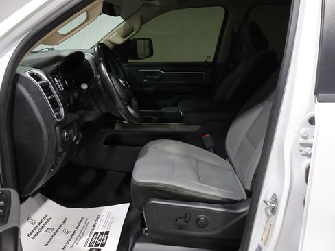 Used 2020 RAM 1500 Big Horn AWD/4WD image 9