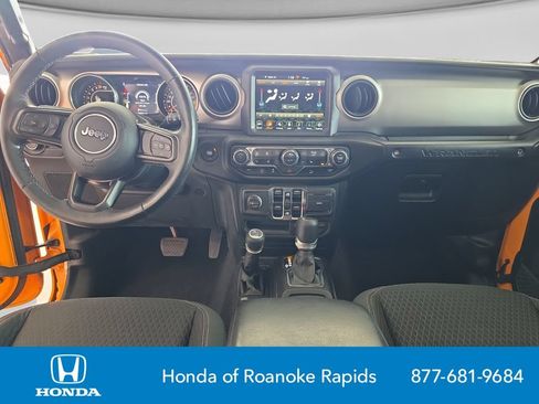 Used 2021 Jeep Wrangler Unlimited Sport AWD/4WD image 12