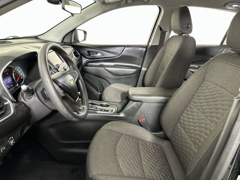 Used 2020 Chevrolet Equinox LT image 19