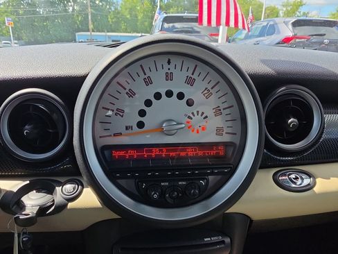 Used 2014 MINI Cooper S FWD image 17