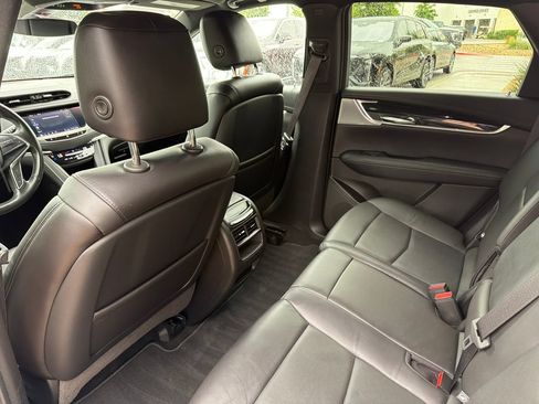 Used 2020 Cadillac XT5 Premium Luxury FWD image 37