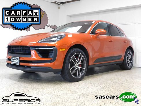 Used 2023 Porsche Macan S AWD/4WD image 1