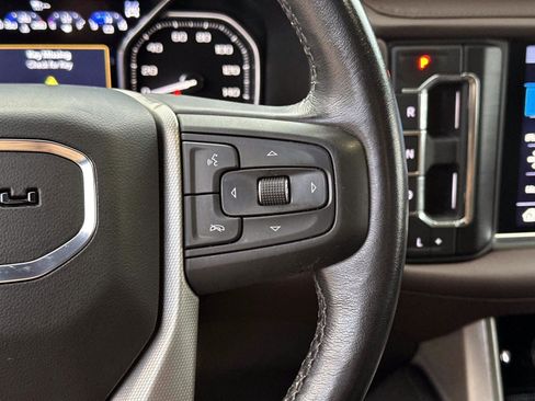 Used 2021 GMC Yukon Denali w/ Denali Premium Package image 27