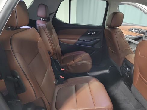 Used 2019 Chevrolet Traverse High Country image 25