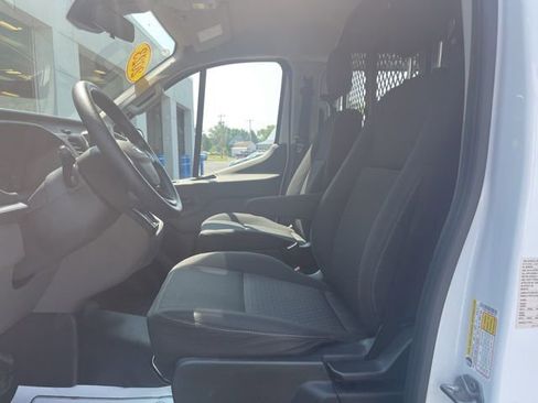 Used 2023 Ford Transit 250 Low Roof w/ Exterior Upgrade Package RWD image 12
