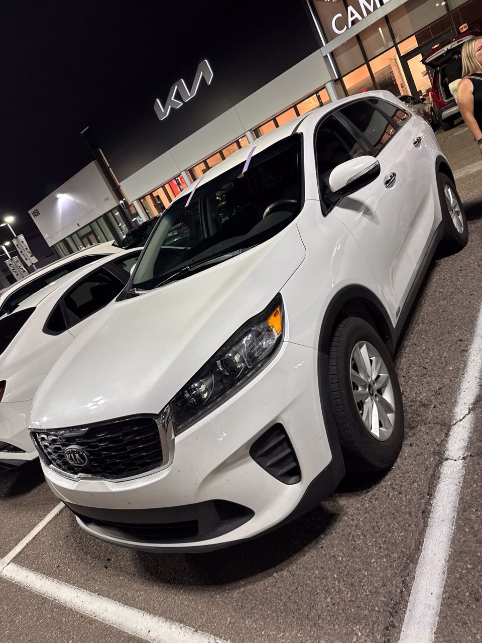 Used 2020 Kia Sorento LX AWD/4WD image 1