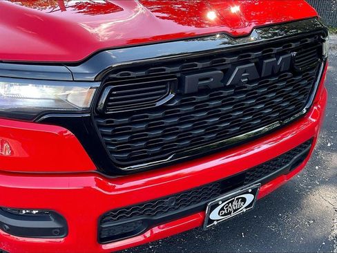 Used 2025 RAM 1500 Big Horn AWD/4WD image 29