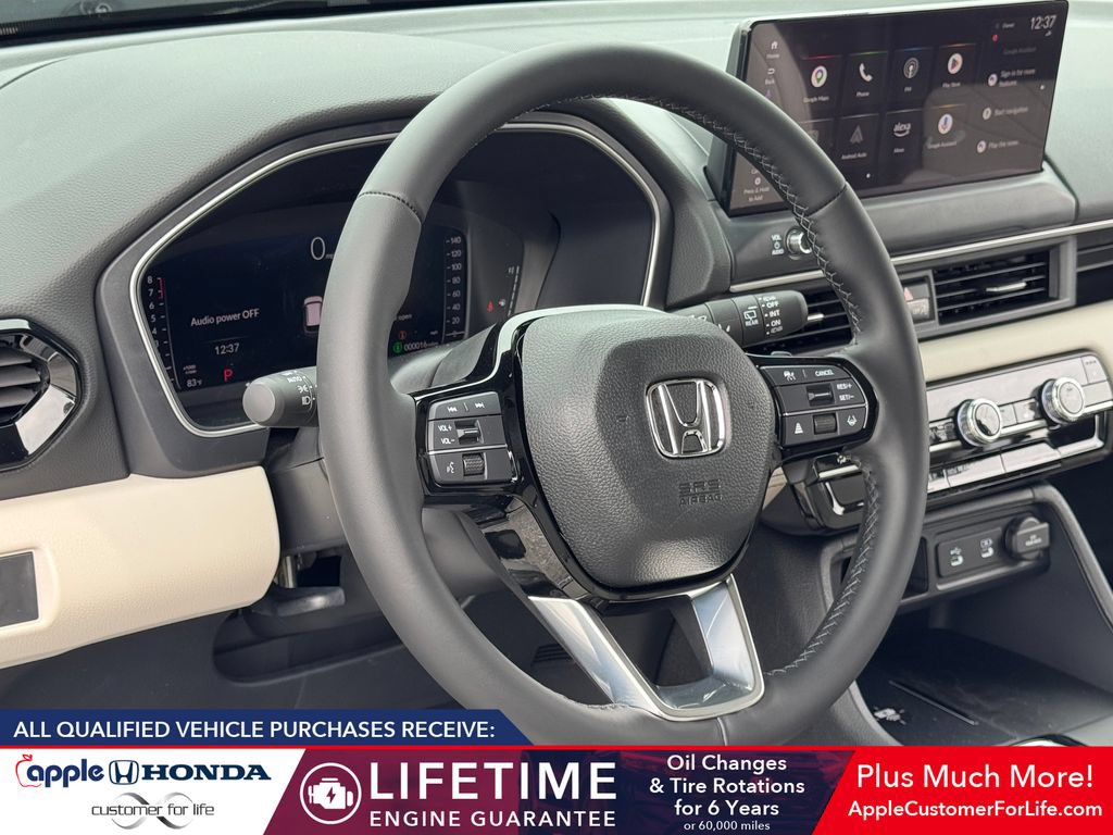 New 2026 Honda Pilot Touring image 8
