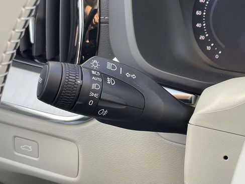 New 2026 Volvo XC60 B5 Ultra w/ Protection Package Premier image 12