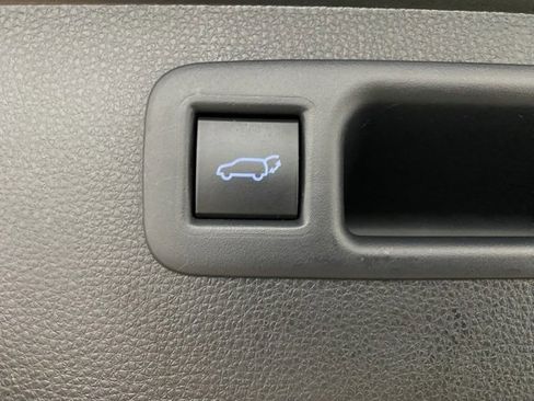 Certified 2020 Toyota Highlander Limited image 15