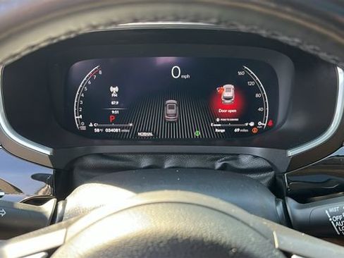 Certified 2025 Acura MDX w/ Advance Package image 17