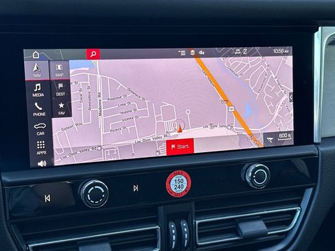 Used 2025 Porsche Macan Turbo image 36