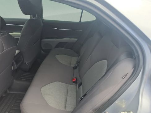 Used 2019 Toyota Camry LE FWD image 19