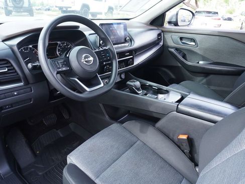 Certified 2023 Nissan Rogue SV image 16