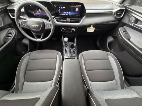 New 2026 Chevrolet TrailBlazer LT w/ Driver Confidence Package FWD image 10