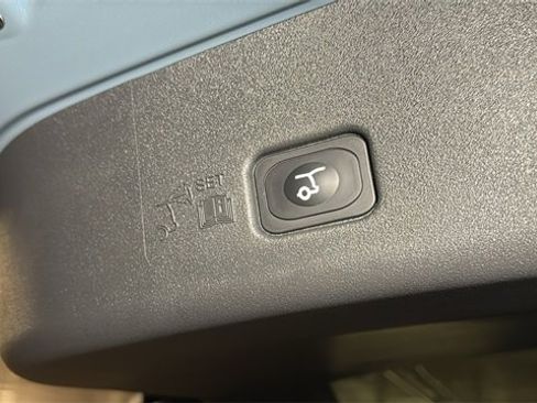 New 2026 Lincoln Nautilus Reserve image 12