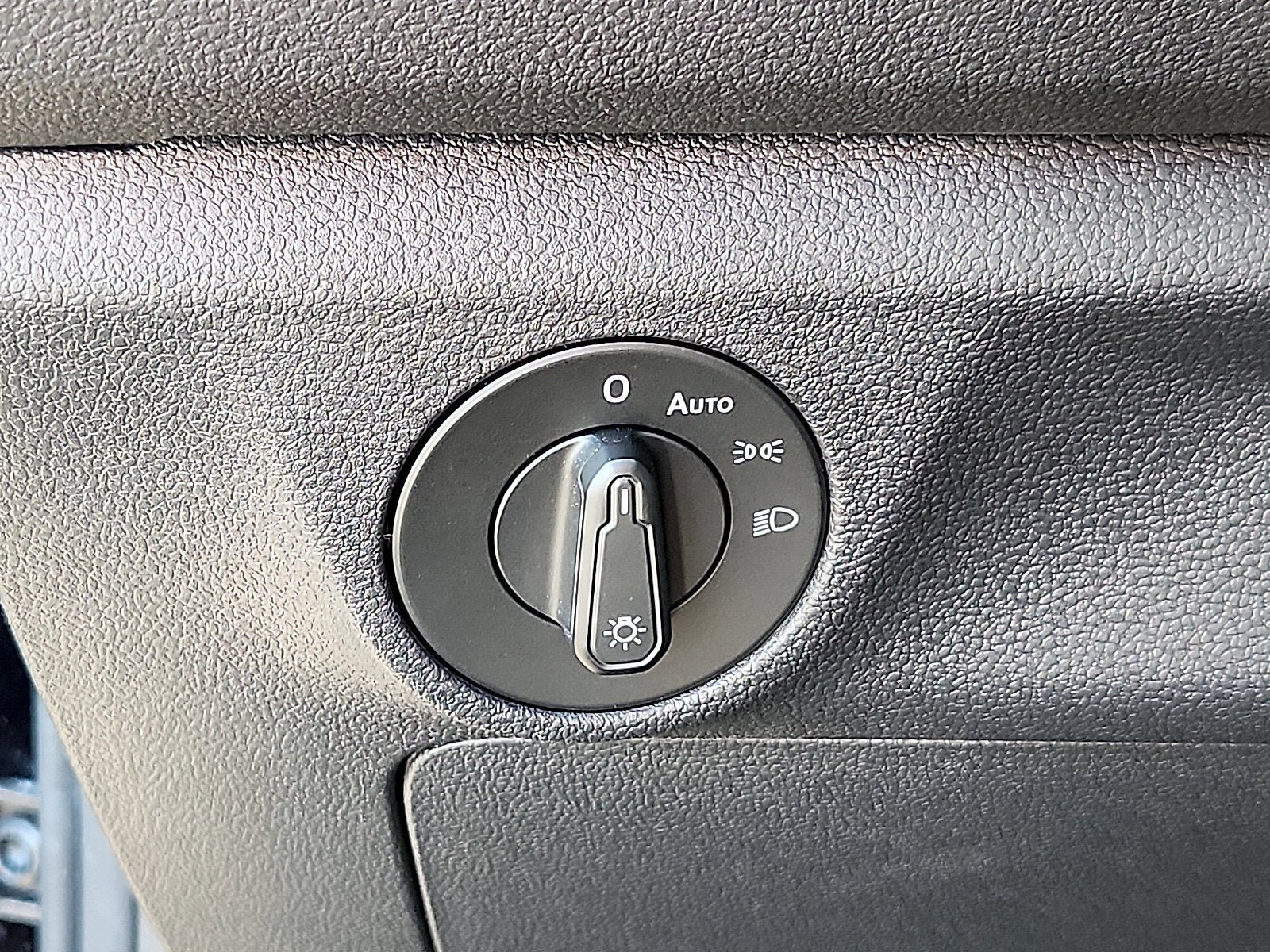 Used 2019 Volkswagen Jetta S FWD image 22