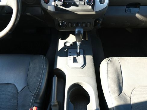 Used 2021 Nissan Frontier PRO-4X w/ Pro-4x Utility Package image 26