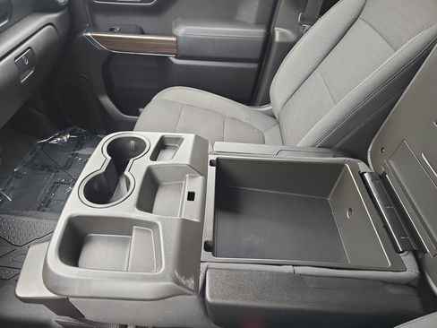 Used 2020 Chevrolet Silverado 1500 RST w/ Bed Protection Package AWD/4WD image 33