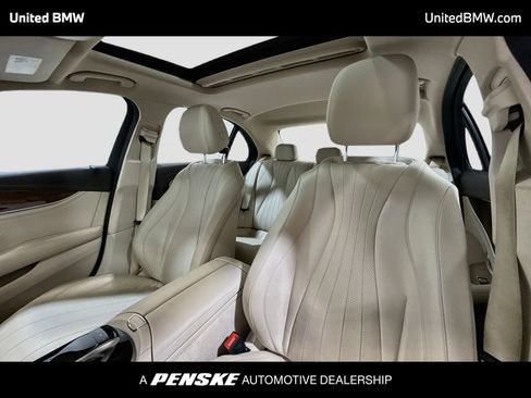 Used 2017 Mercedes-Benz E 300 image 12