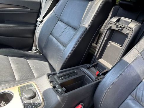 Used 2014 Jeep Grand Cherokee Limited AWD/4WD image 19