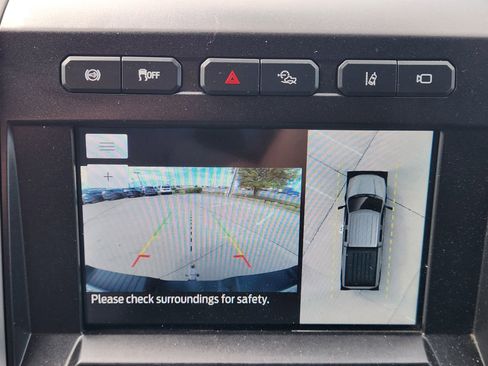 Used 2021 Ford F250 Platinum w/ Tremor Off-Road Package image 18