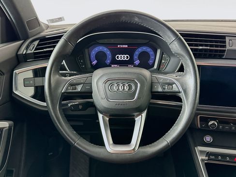 Used 2020 Audi Q3 2.0T Premium w/ Convenience Package AWD/4WD image 18